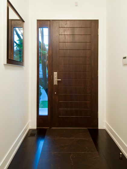 burkolatváltás előszobában